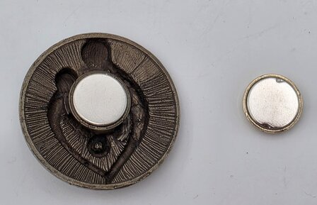 Magneet - broche - Design - Moeder en kind - Antiek brons kleur - &Oslash; 4.5 cm 