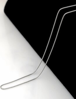 Kette &ndash; Runde venezianische Gliederkette aus Edelstahl, L 45 cm &ndash; D 1,2 mm, silberfarben