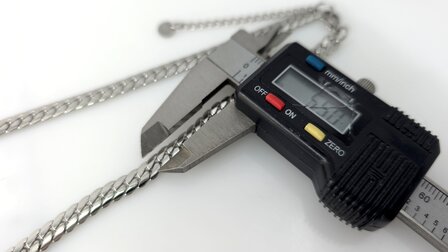 Choker / Halskette aus Edelstahl, Gourmet-Gliederkette / Kubanische Gliederkette, flach, 