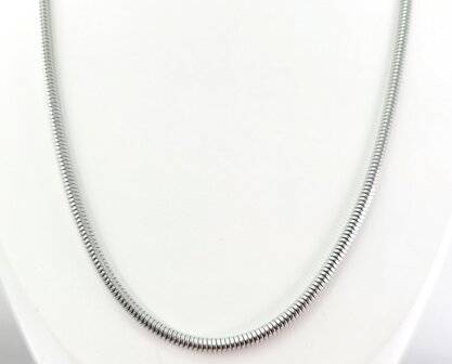 Halsketting RVS Ronde Slangenketting zilverkleur L 45cm