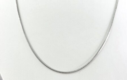 Halsketting RVS Slangen design Zilverkleur L 70cm * Br 1.2mm