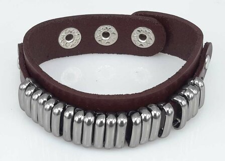 Glattlederarmband &ndash; Ringe &amp; Druckknopfverschluss, Schwarz oder Braun