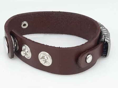 Glattlederarmband &ndash; Ringe &amp; Druckknopfverschluss, Schwarz oder Braun
