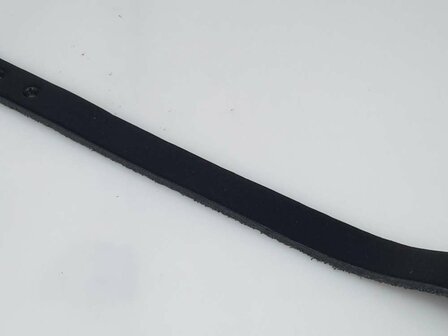 Set mit 3 schmalen Lederarmb&auml;ndern &ndash; glatt, schwarz oder braun