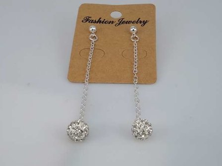 Oorhanger 7cm, zilverkleur, 7.5mm shamballa bolletjes