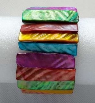 Schelp armband multi kleur.