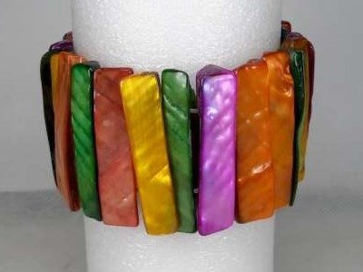 Schelp armband multi kleur.