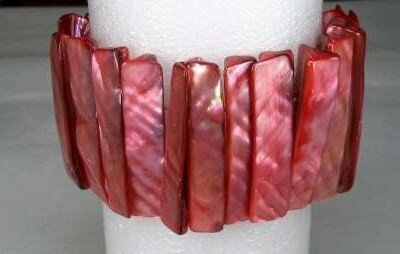 Dunkelrote Farbe Shell-Armband
