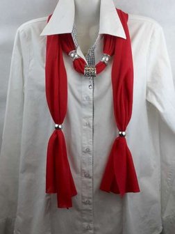 Sjaal met mix koppelstuk en ringen kleur: rood.