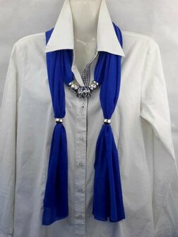 Sjaal met mix koppelstuk en ringen kleur: kobalt blauw.
