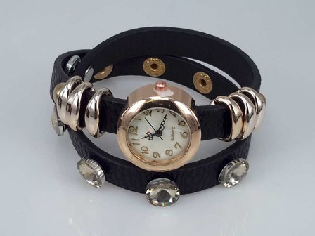 Armbandhorloge, PU leren wrap (2), ros&eacute;kleur, 6 ringetjes, 5 wit kristal, 4 kleuren