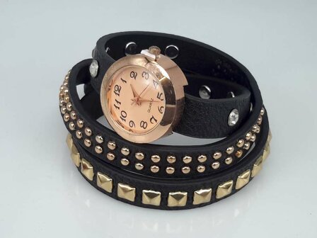 Armbandhorloge, PU leren wrap (3), 8 wit kristal. vierkante-, spijkerstuds, 4 kleur.