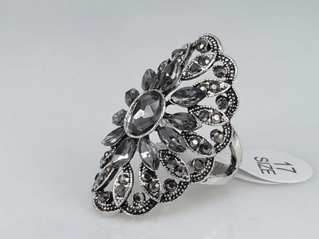 Fashion ring met ovaal model in antraciet kristal. doos 50 stuks