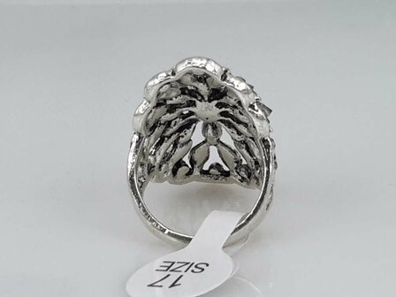 Fashion ring met ovaal model in zwart kristal. doos 50 stuks