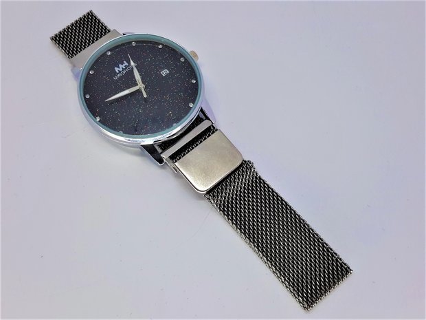 Voshy Quartz horloge, zwart mesh band, groen effect wijzerpl, magneetsluiting