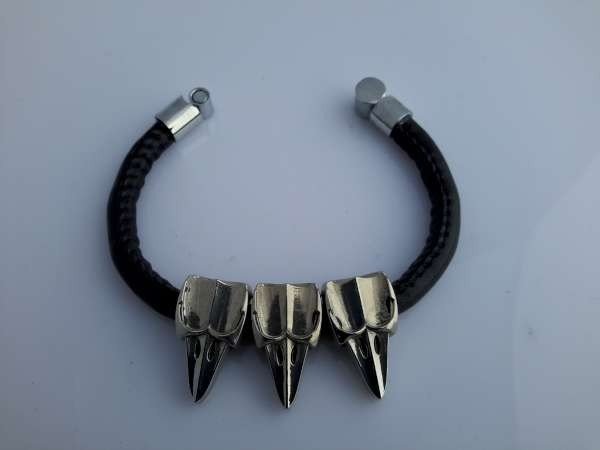 PU leren armband, rond, 3 metalen tand hangertjes, zwart 