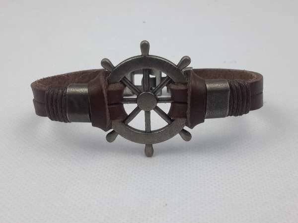 lederen armband met geborstelde stalen Wiel.