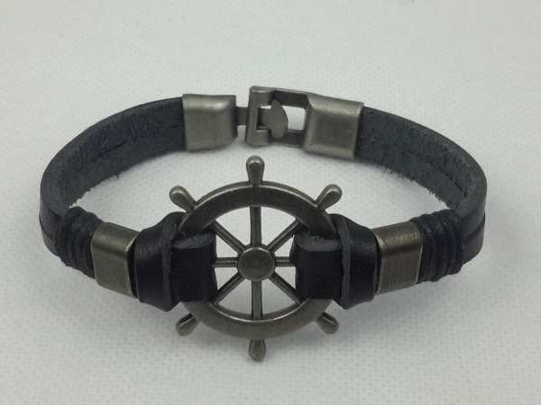 lederen armband met geborstelde stalen Wiel.