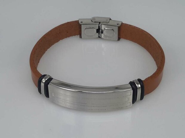 Leren armband cognackleur, plaat + rechthoek gravure, sluiting edelstaal