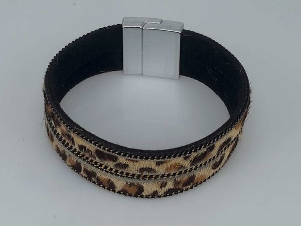 Suede Armband zwart dubbel, luipaardprint bruin, magneetsluiting