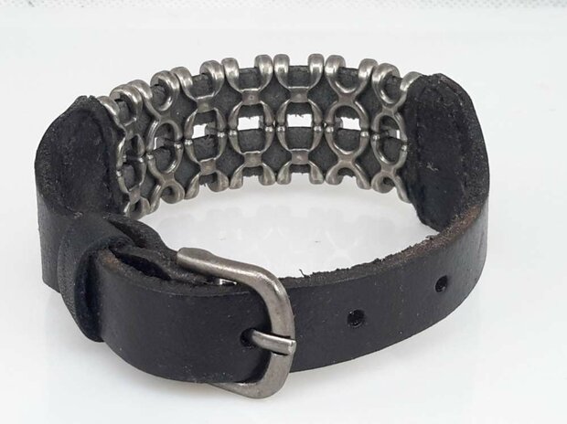 Leren armband, dubbel rij X, gesp, zwart