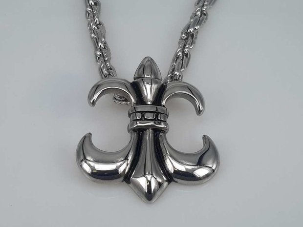 Edelstaal hanger, Fleur de lis