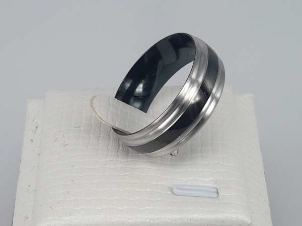 Edelstahl Ringe, schwarze band, box 36St