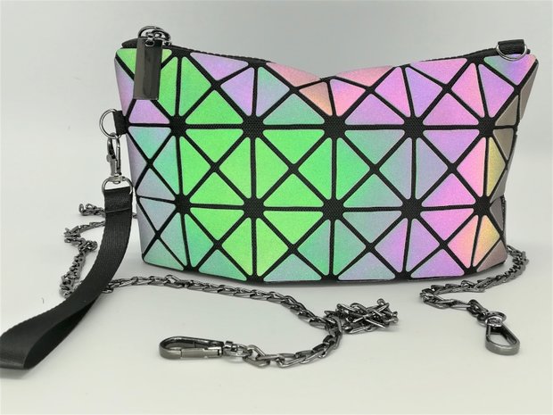 Holographische Schulterhandtasche, Triangels in a Square, beleuchtete geometrische Oberflächen