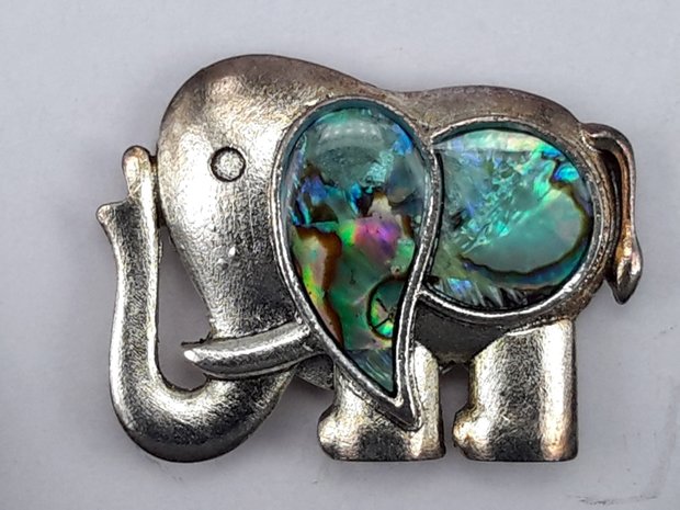 Magneet Broche, Indisch Olifant parelmoer schelp, antiek bronszilver look