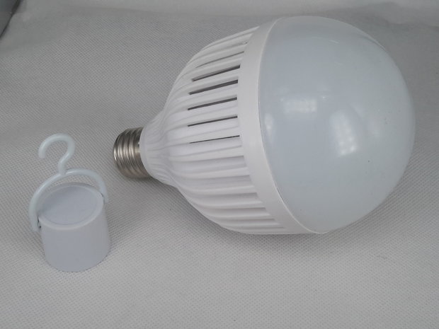 (Not-) Ledlampe 15W, E27