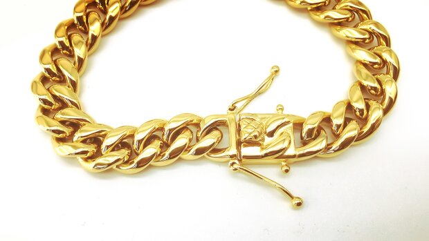 Stalen goudkleurige gourmet schakelketting armband. L 20 cm