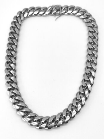 Stalen zilverkleurige grove Curb Cuban Link breedte 18mm schakelketting L 55 cm.