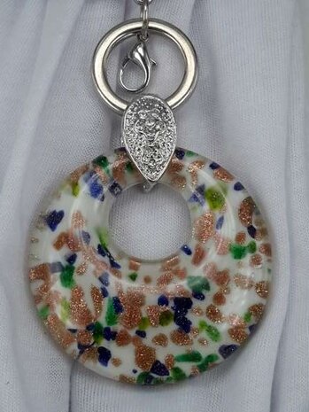 Hanger: murano, wit, open rond, groen, blauw en goudkleur