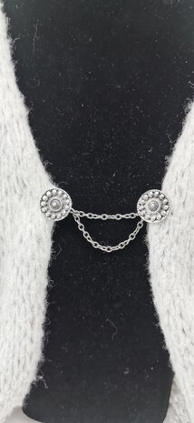 Clips met dubbel ketting Zeeuwse knoop in kleur antiek zilver look.
