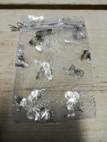 Organza tasje, zilver hartjes of vlinder, h15, per 50 per model