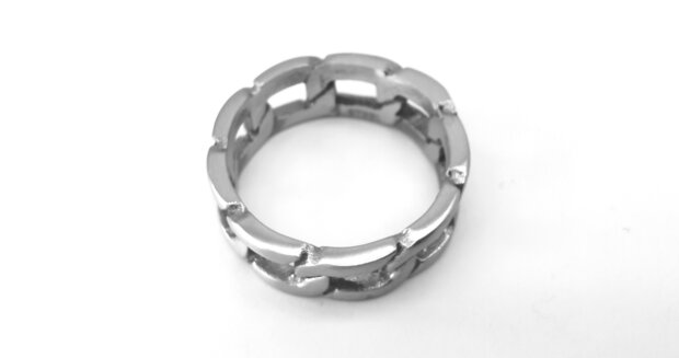 Super cool – robust – Edelstahl – gebürsteter Stahl – Glied – Ring – kubanisches Gliedermotiv. Box 24 Stück