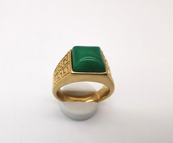 Edelstahl-Edelstein-Grüner Jade-goldfarbener griechischer Design-Ring. Vierkantringe mit Schutzstein
