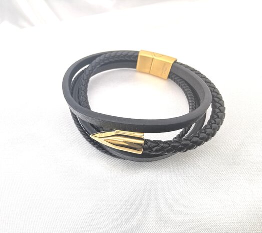 4-teiliges Armband aus schwarzem Leder mit goldfarbenem Nageldesign aus Edelstahl.
