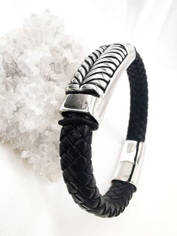 Geflochtenes Herrenarmband aus schwarzem Leder - Platte mit Kampfmotiv aus Edelstahl