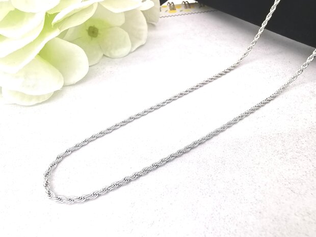 RVS zilverkleurig Twisted koordketting L 55 cm x D 3mm