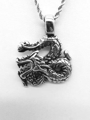 Hochdetaillierter chinesischer Drachenanhänger aus Edelstahl