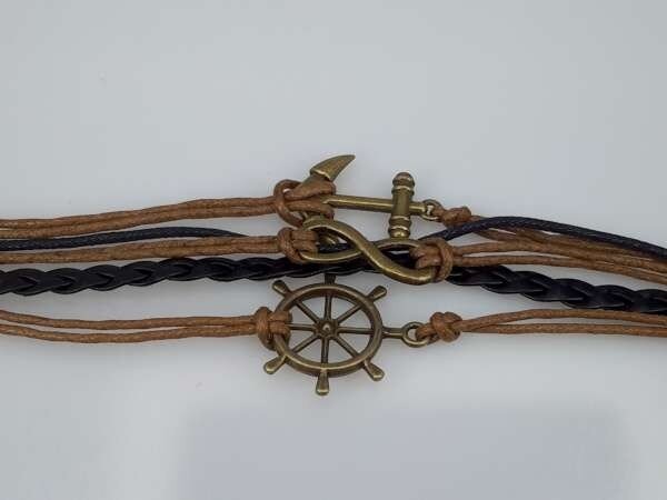 Armband, lichtbruin, zwarte vlecht, anker, scheepsstuur, krul