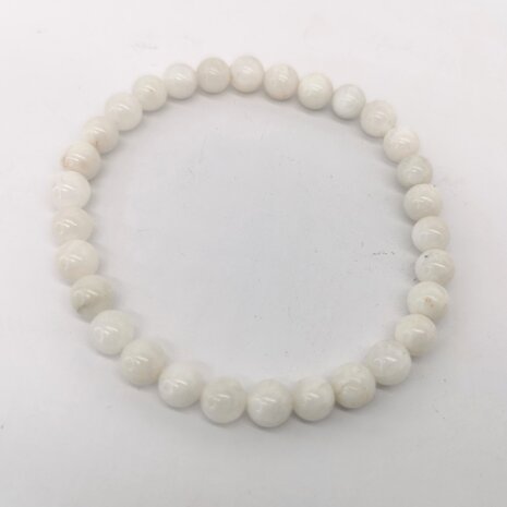 Mondstein – 6 mm Perlenarmband