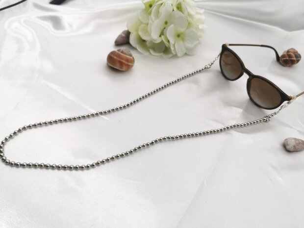 Trendige 2-in-1-Sonnenbrille/Halskette – Brillenband, Perlen -L70 cm silberne Kugeln