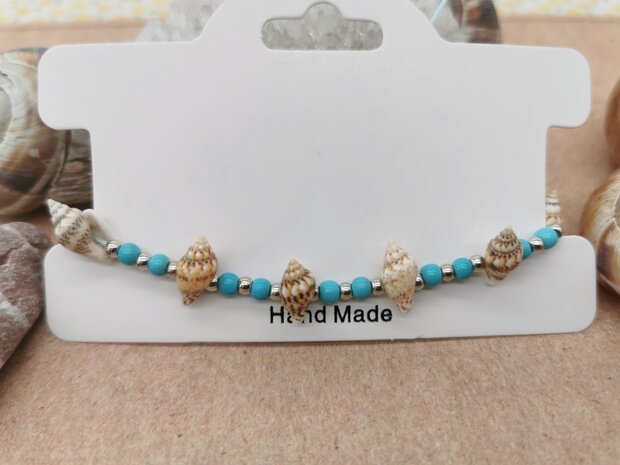 Armband Bohemian met turquoise edelsteen kralen, geribde fuik Horn schelp, turquoise kleur touw.