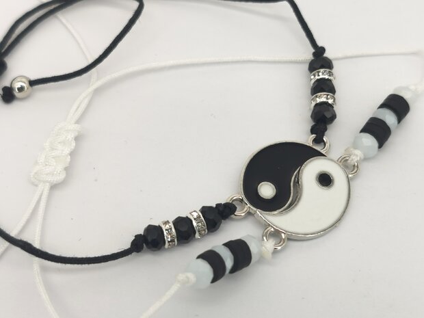 Hip - Vriendschap - Best Friends - Armbandjes - duo - Yin Yang - Zwart / Wit -  Nylon touw - Maat 13 - 23 cm aan te schuiven.