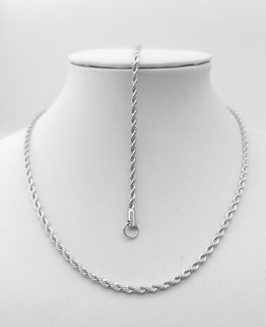 RVS Set Zilverkleurige twisted ketting met armband