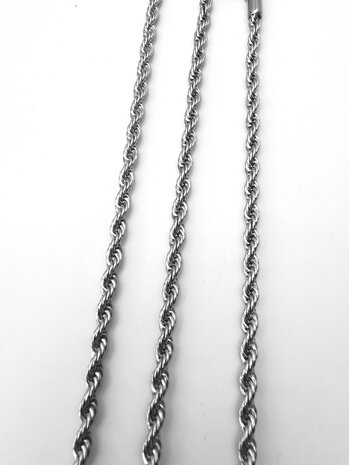 RVS Set Zilverkleurige twisted ketting met armband