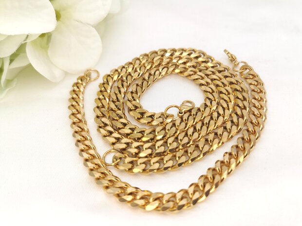 Set aus Edelstahl-Halskette und Armband mit goldfarbenen Gourmet-Link.