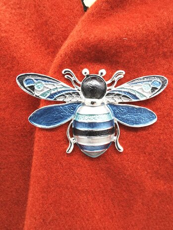 Magnetbrosche - 3D - Bienen - Blau/Silber - zum Verschließen von Schal, Schal und Strickjacke.